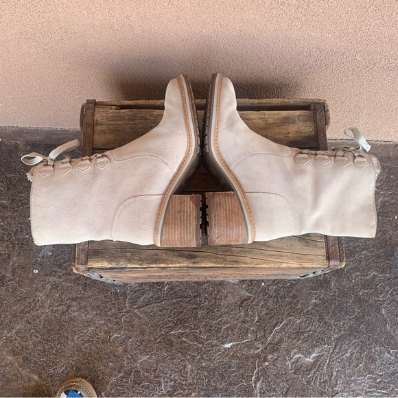 Timberland Taupe Sienna High Waterproof Mid Boot - Picture 8 of 11